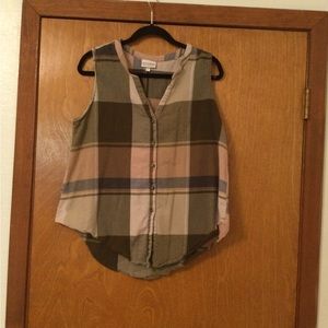 Sleeveless plaid blouse